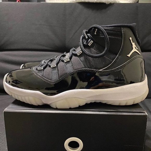 Air Jordan 11 Jubilee